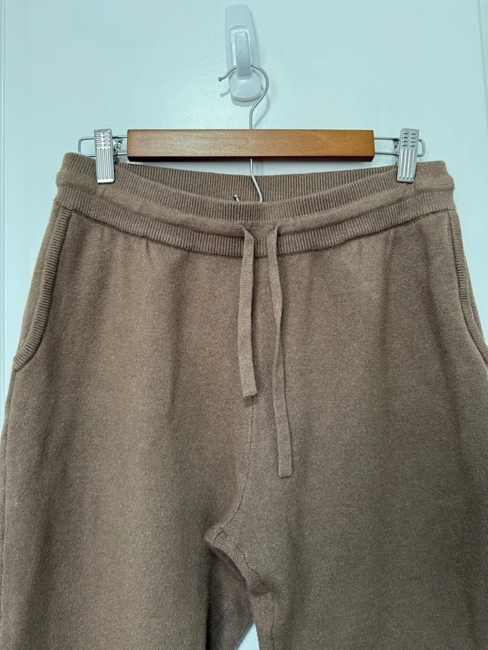 Monrow Women’s Tan Knit Jogger Pull On Sweatpants size Small